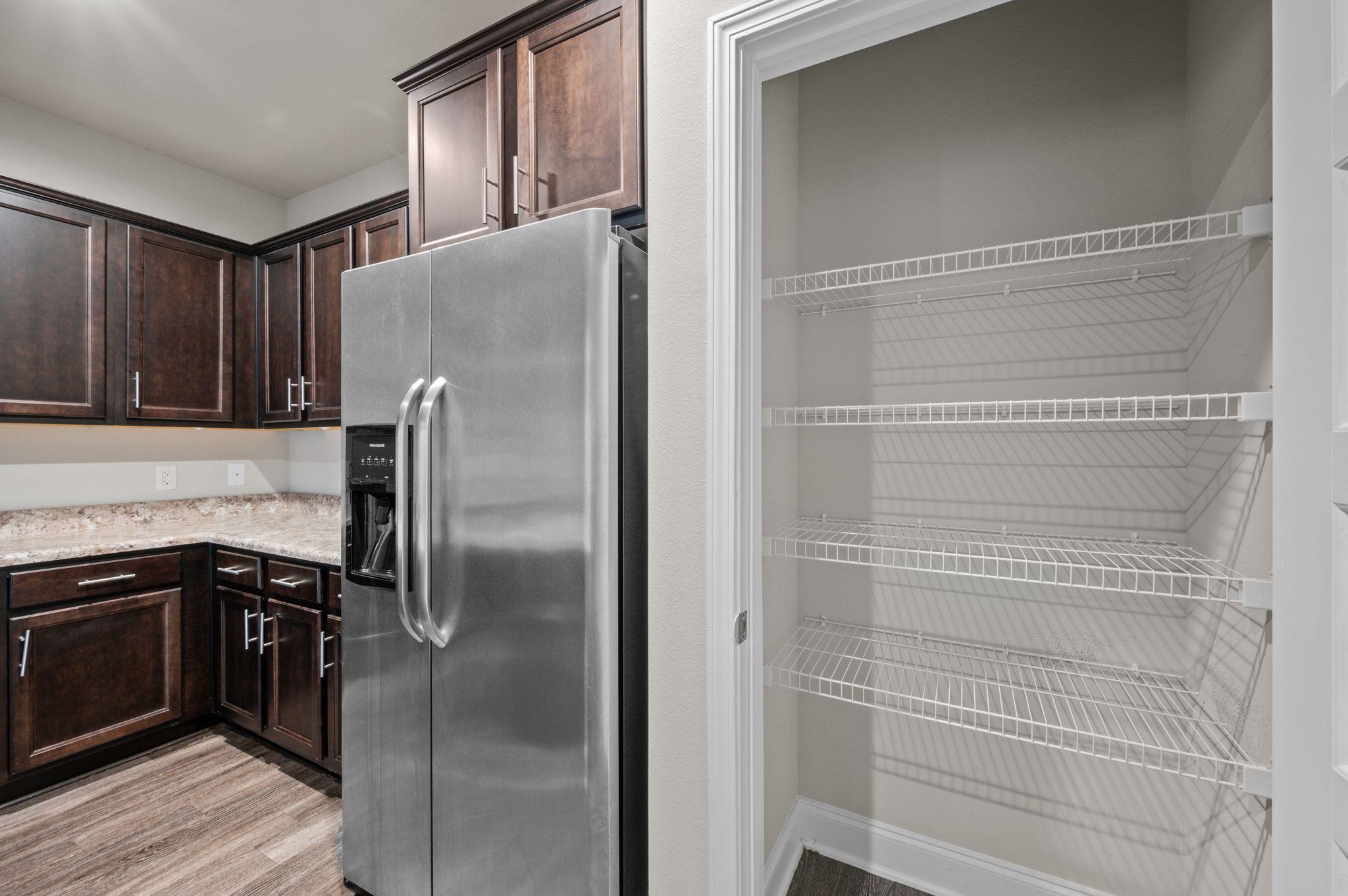 6903 Spaniel Drive, Unit B Daphne, AL 36527 - Photo 7 of 28 Kitchen