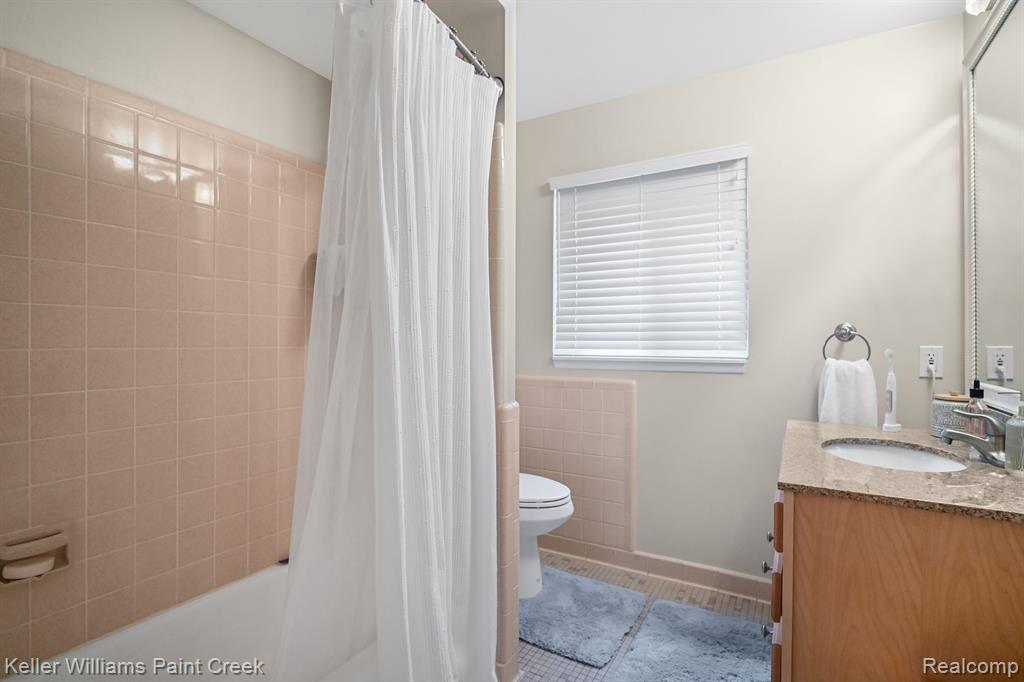 447 Baldwin Avenue Rochester, MI 48307 - Photo 16 of 19