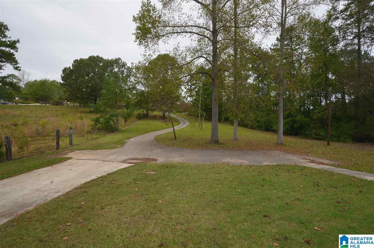 1988 Rock Springs Road Warrior, AL 35180 - Photo 25 of 41