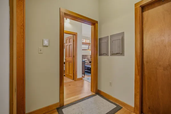 $3,200 | 5 Commercial Alley, Unit 1, Portsmouth, NH 03801