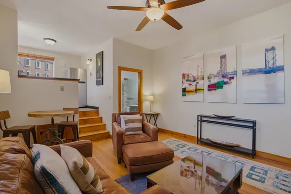 $3,200 | 5 Commercial Alley, Unit 1, Portsmouth, NH 03801