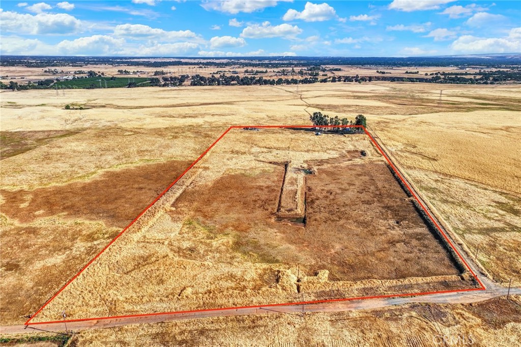 20810 Shawn Lane Red Bluff, CA 96080 - Photo 9 of 11 a view of an ocean beach