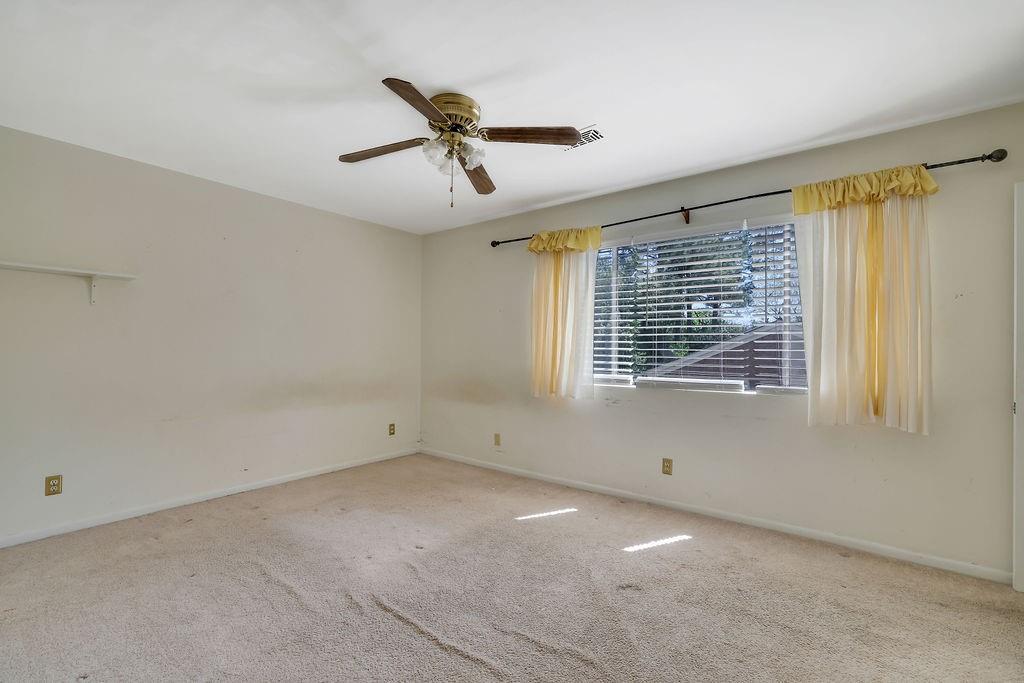 3312 Northcrest Road, Unit C Atlanta, GA 30340 - Photo 5 of 27 a view of an empty room with a window