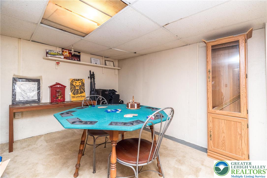 321 Willow Road Hellertown, PA 18055 - Photo 21 of 25 Gallery Image 21