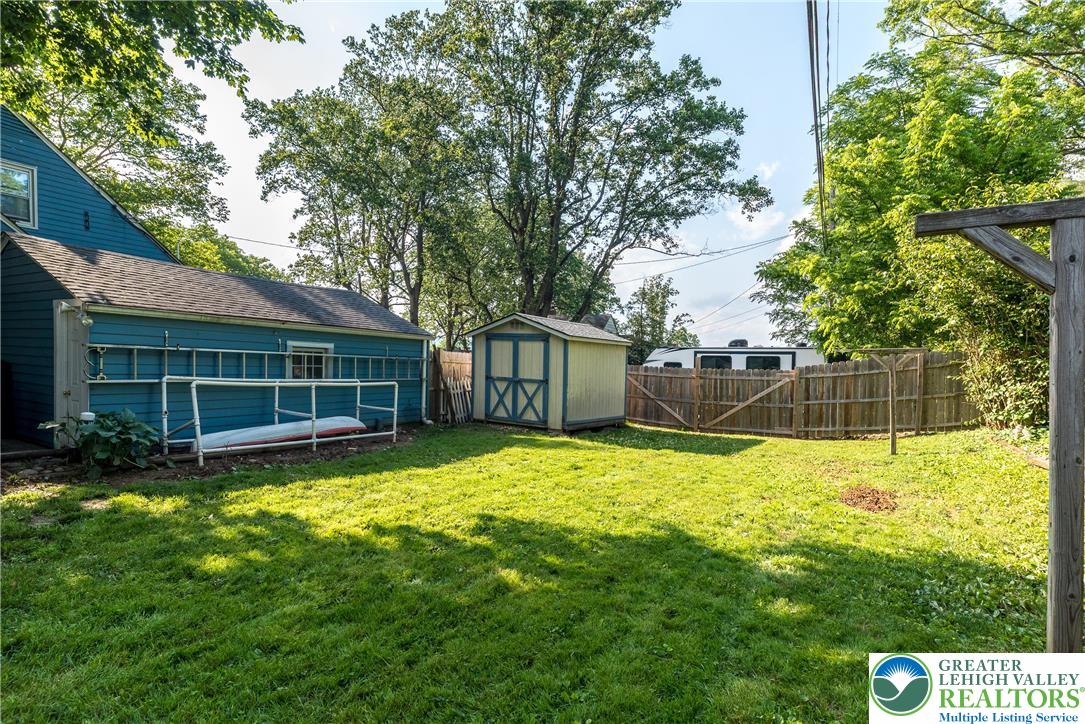 321 Willow Road Hellertown, PA 18055 - Photo 8 of 25 Gallery Image 8