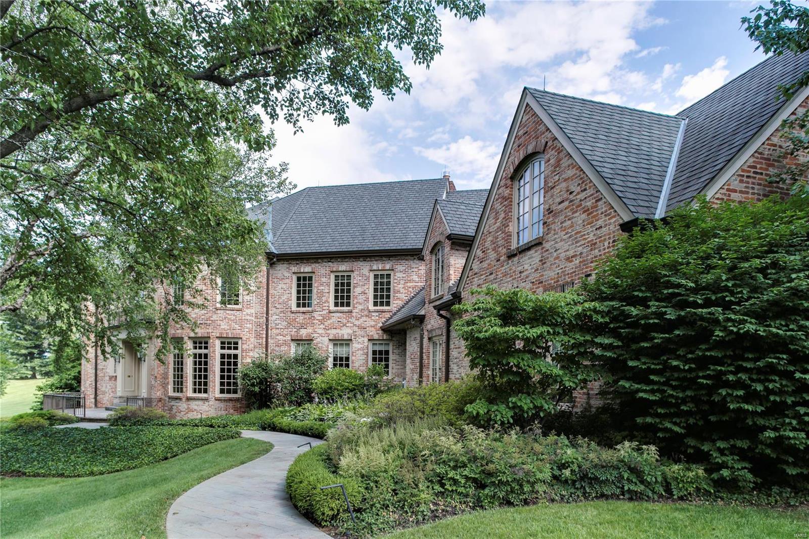 10088 Litzsinger Road Ladue, MO 63124 - Photo 2 of 20 Gallery Image 2