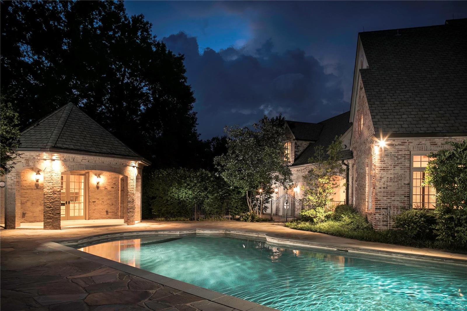 10088 Litzsinger Road Ladue, MO 63124 - Photo 16 of 20 Gallery Image 16