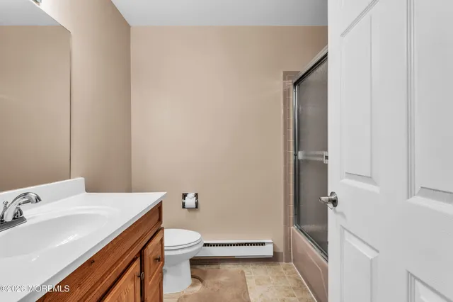 $324,999 | 912 B Dumbarton Drive, Lakewood, NJ 08701