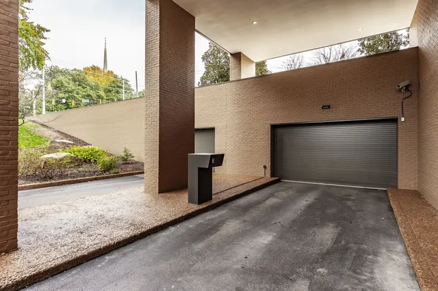 $404,900 | 3901 West End Avenue, Unit 303, Nashville, TN 37205