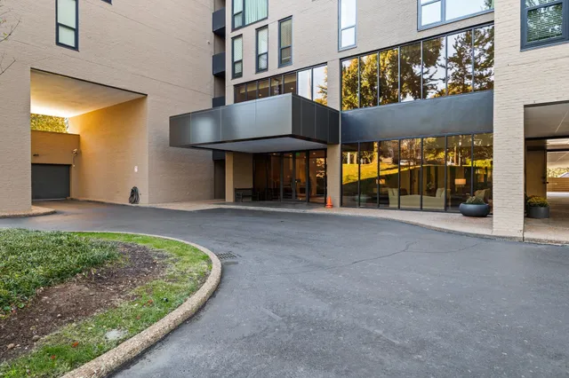 $404,900 | 3901 West End Avenue, Unit 303, Nashville, TN 37205