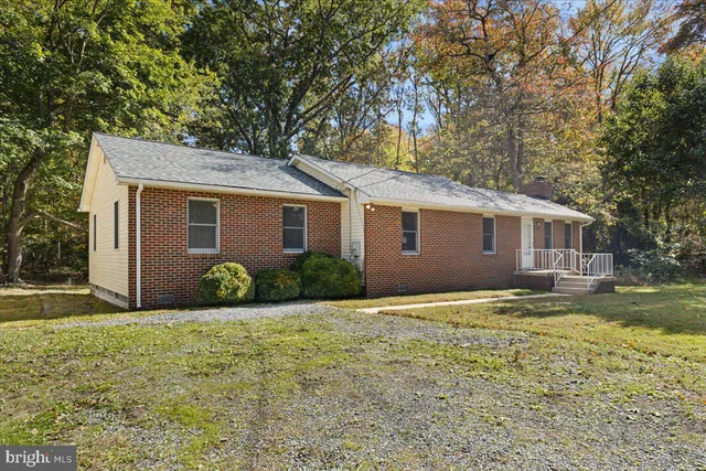 $2,900 | 786 Masons Beach Road, Deale, MD 20751