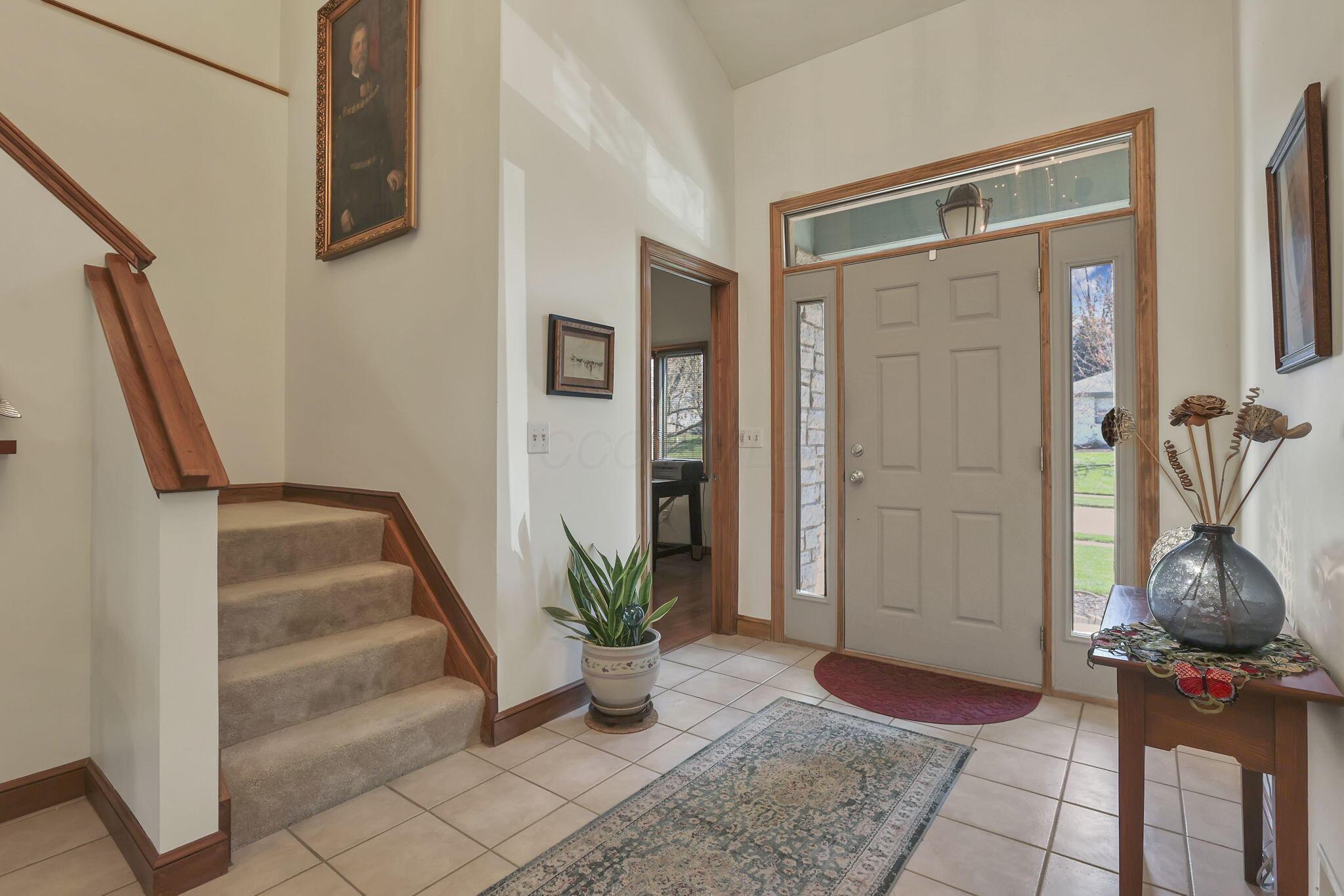 665 Cherrington Road Westerville, OH 43081 - Photo 6 of 60 8-web-or-mls-G02A4593