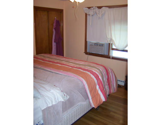 49 Nickerson Road Braintree, MA 02184 - Photo 3 of 5 Gallery Image 3