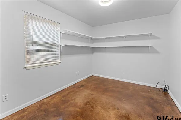 $1,500 | 230 Private Road 7422, Hawkins, TX 75765