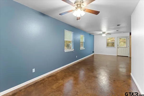 $1,500 | 230 Private Road 7422, Hawkins, TX 75765
