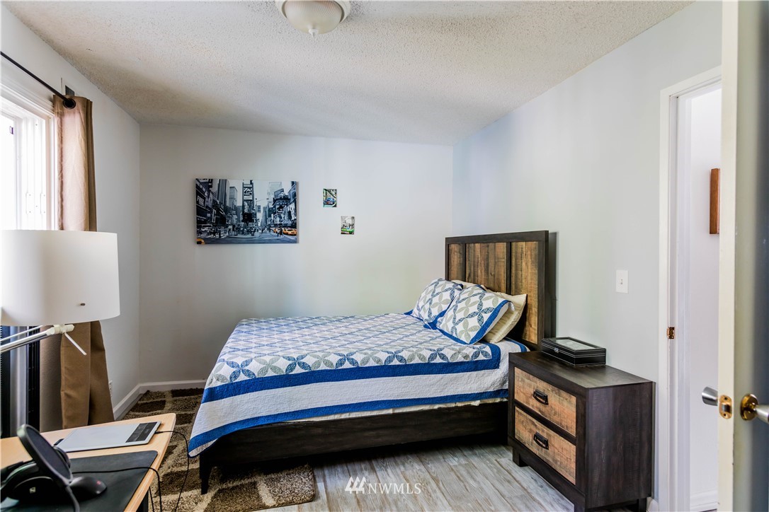 2087 Kent Des Moines Road Des Moines, WA 98198 - Photo 10 of 17 Gallery Image 10