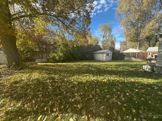 $256,000 | 435 South 10th Street East, Mountain Home, ID 83647
