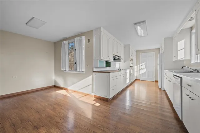 $1,349,000 | 262 Foster Place, Lake Forest, IL 60045