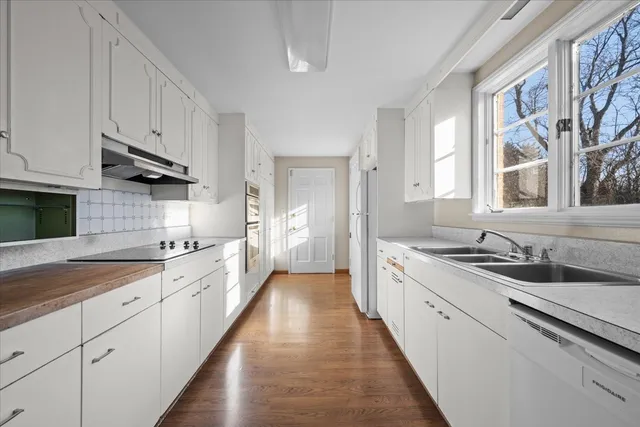 $1,349,000 | 262 Foster Place, Lake Forest, IL 60045