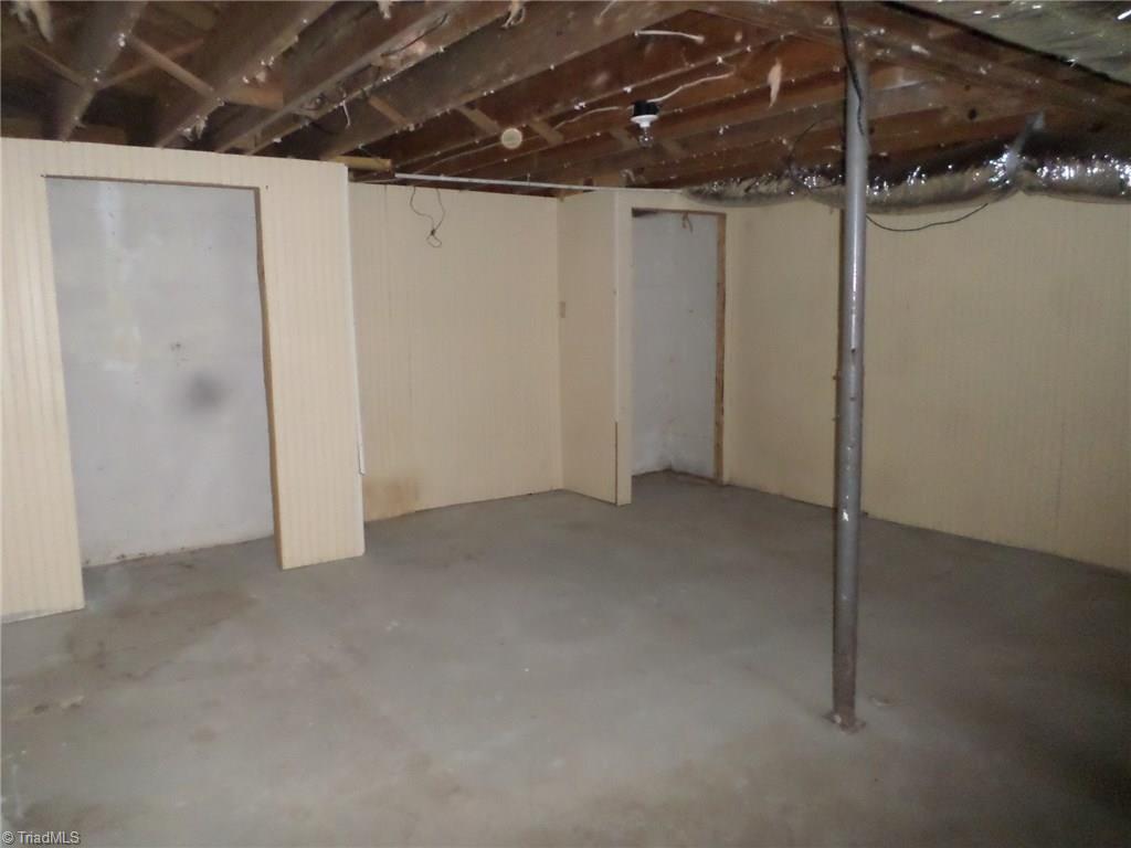 349 Rockford Road Dobson, NC 27017 - Photo 12 of 14 Gallery Image 12