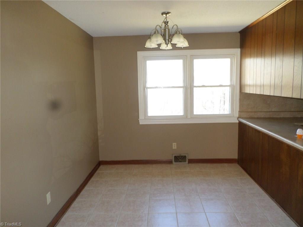 349 Rockford Road Dobson, NC 27017 - Photo 4 of 14 Gallery Image 4