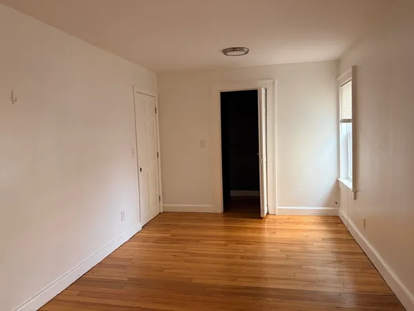 $2,400 | 91 Ward Street, Unit 1, Worcester, MA 01610