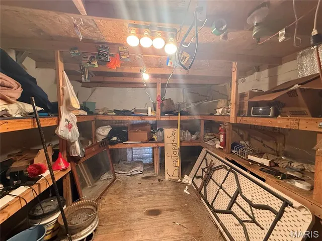 $99,000 | 411 South Street, Lebanon, MO 65536