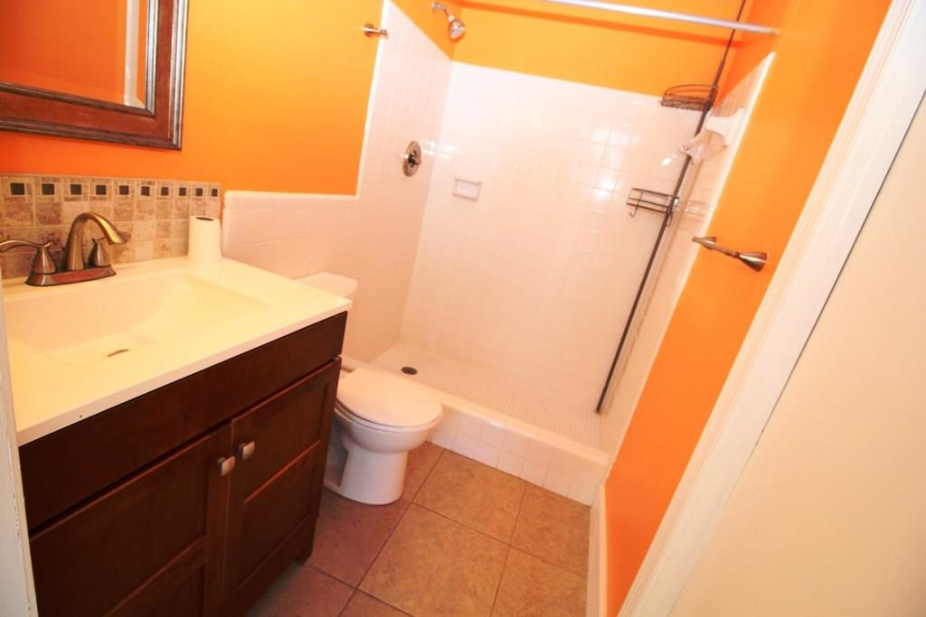 8291 Northwest 68th Avenue Tamarac, FL 33321 - Photo 18 of 25 Photo 18