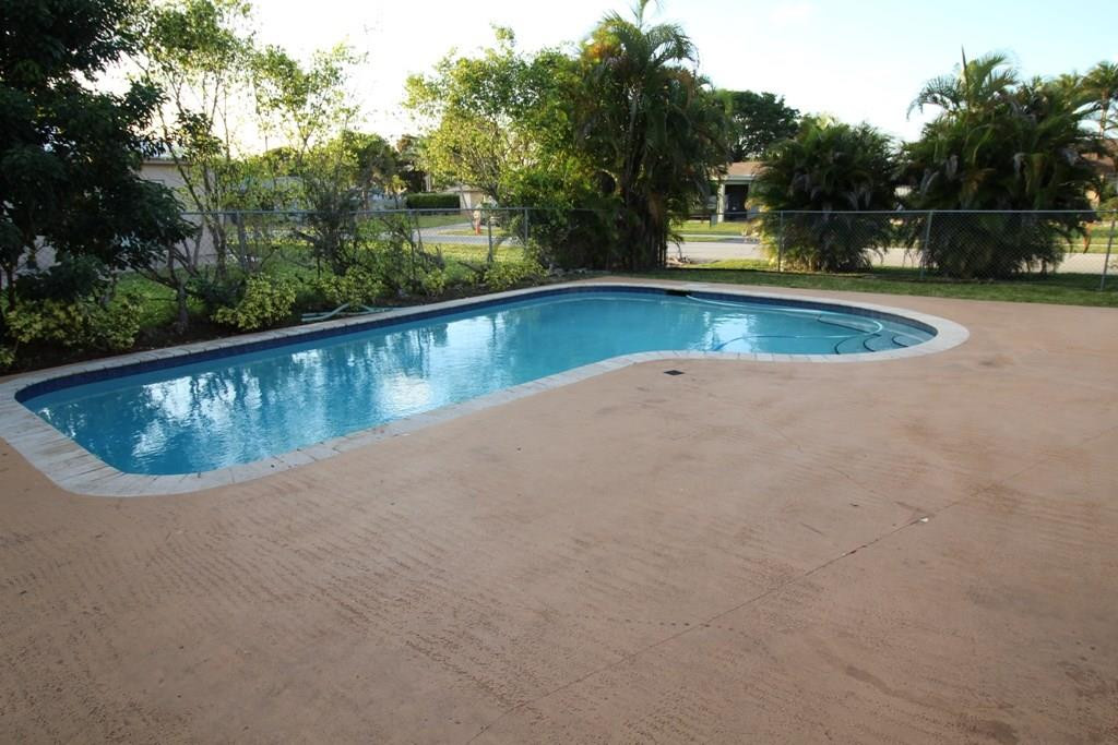 8291 Northwest 68th Avenue Tamarac, FL 33321 - Photo 19 of 25 Photo 19