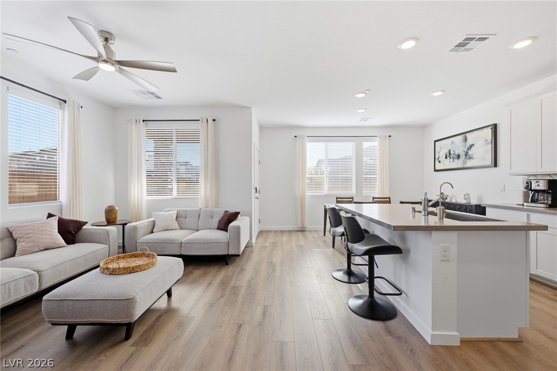2567 Venetia Pointe Street Henderson, NV 89044 - Photo 12 of 39