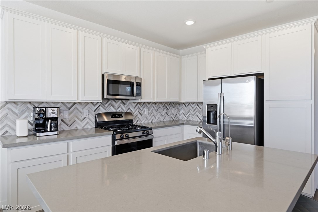 2567 Venetia Pointe Street Henderson, NV 89044 - Photo 19 of 39