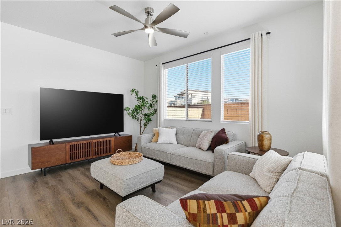 2567 Venetia Pointe Street Henderson, NV 89044 - Photo 10 of 39
