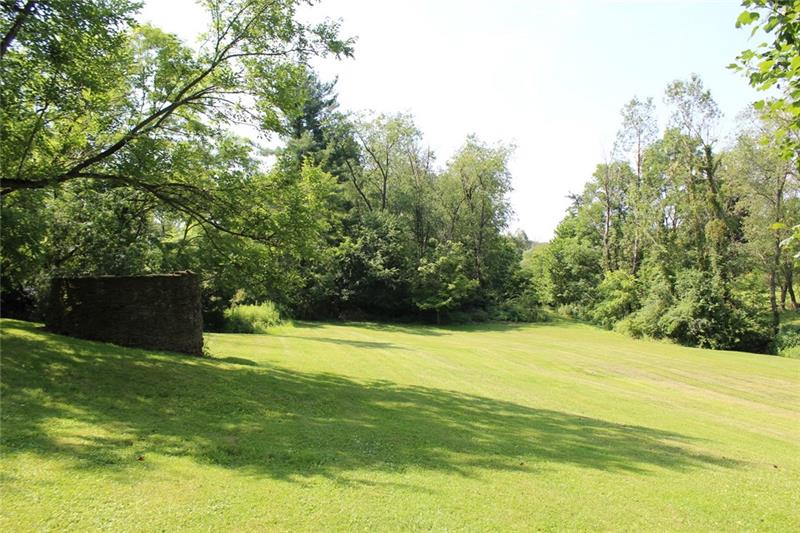 774 Pittsburgh Road Butler, PA 16002 - Photo 3 of 23