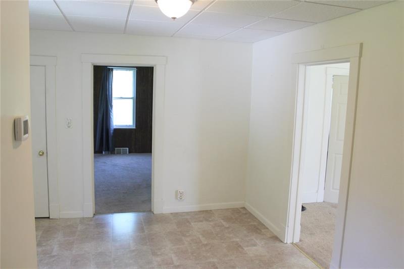 774 Pittsburgh Road Butler, PA 16002 - Photo 7 of 23