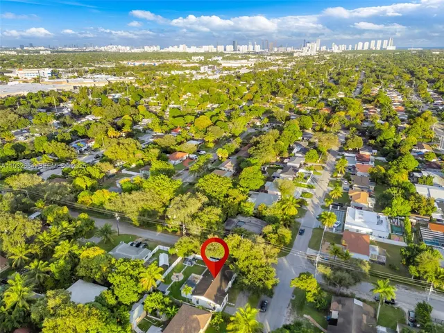 $5,000 | 695 Northeast 160th Street, Miami, FL 33162