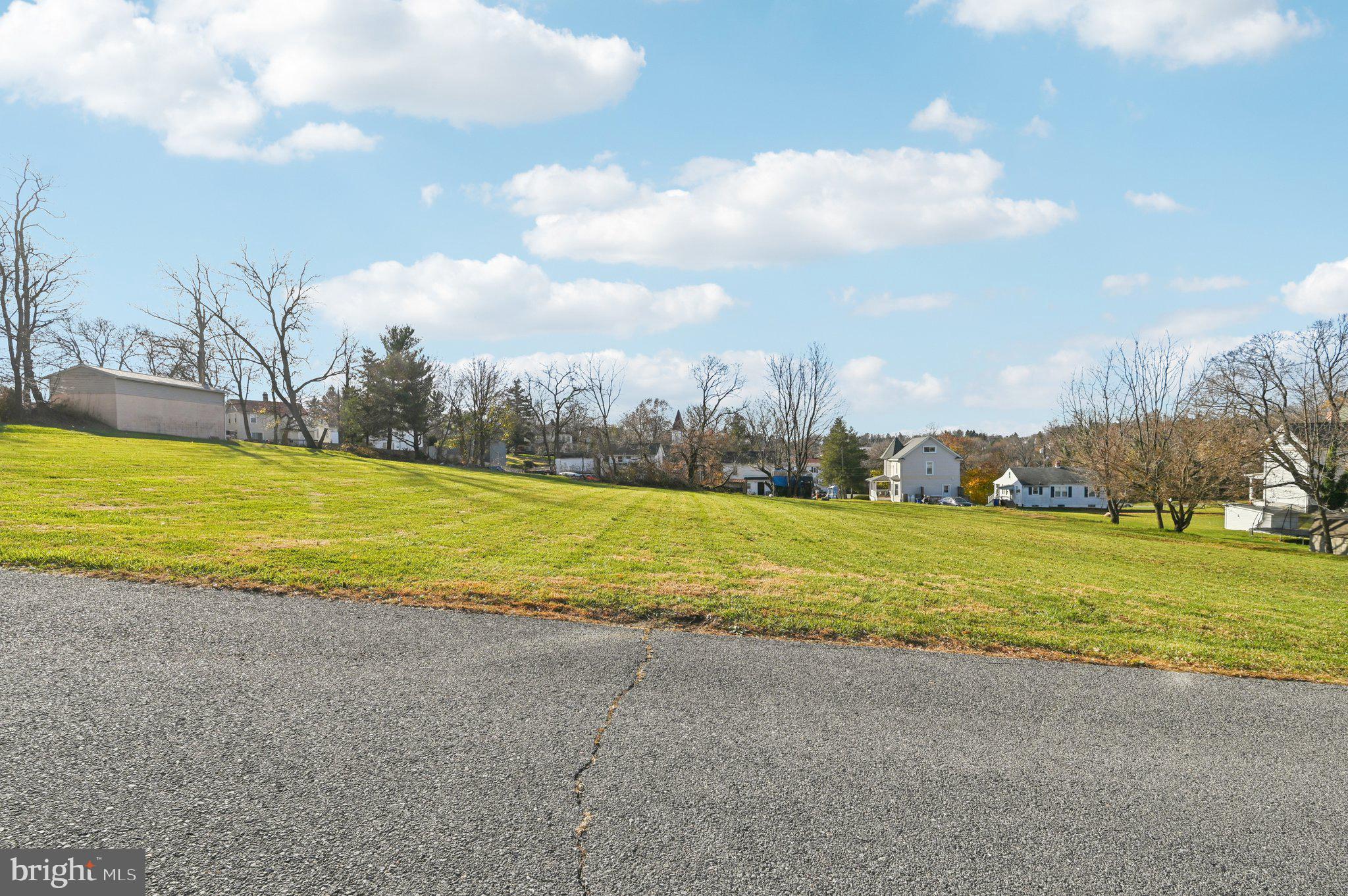 Harrison St Mount Mount Airy, MD 21771 - Photo 5 of 35 a view of an ocean and beach