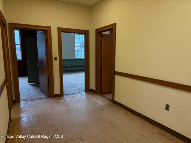 $2,200 | 280 Wall Street, Kingston, NY 12401