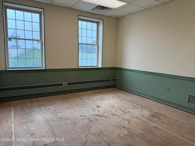 $2,200 | 280 Wall Street, Kingston, NY 12401