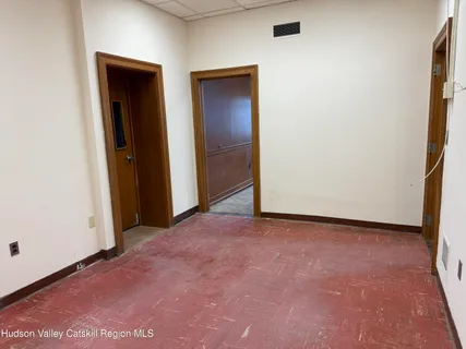 $2,200 | 280 Wall Street, Kingston, NY 12401