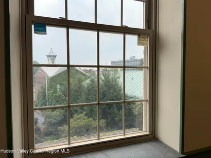 $2,200 | 280 Wall Street, Kingston, NY 12401