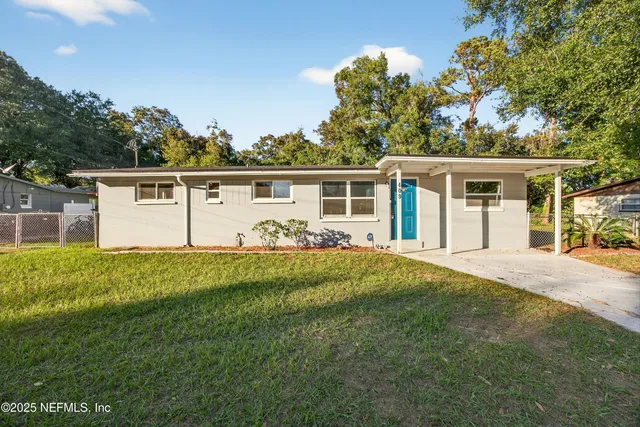$245,000 | 409 Parkwood Drive, Orange Park, FL 32073