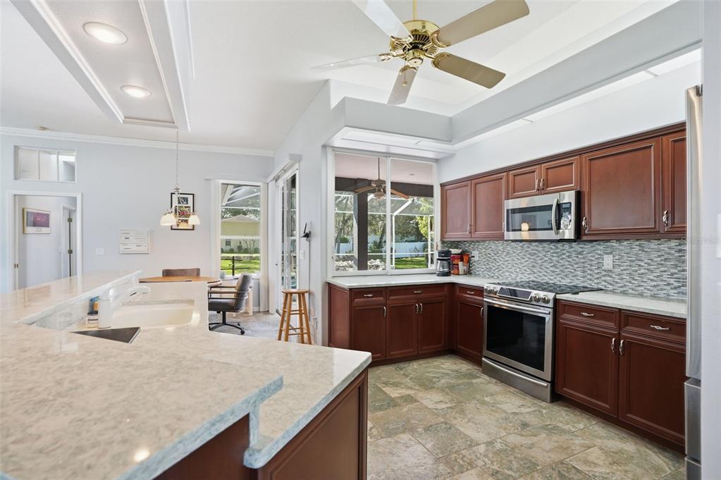 18729 Bascomb Lane Hudson, FL 34667 - Photo 20 of 84