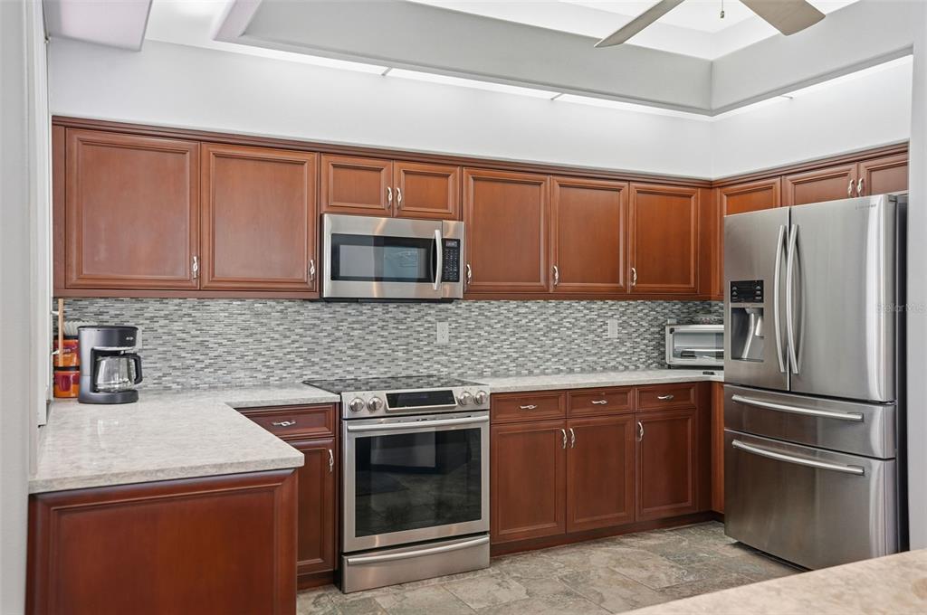 18729 Bascomb Lane Hudson, FL 34667 - Photo 27 of 84