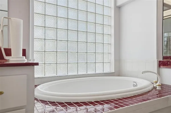 $545,000 | 18729 Bascomb Lane, Hudson, FL 34667