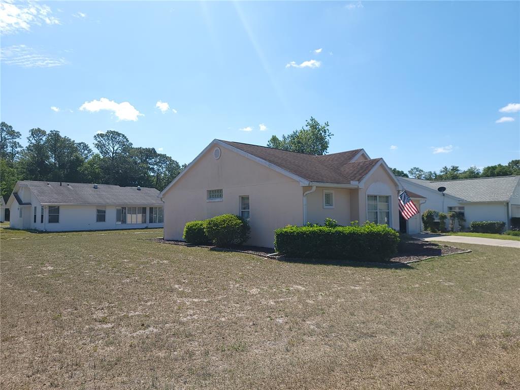 8090 Southwest 116th Loop Ocala, FL 34481 - Photo 36 of 38