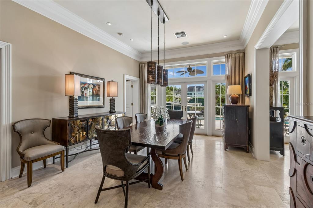 4804 Culbreath Isles Road Tampa, FL 33629 - Photo 17 of 70 a dining room with furniture and window