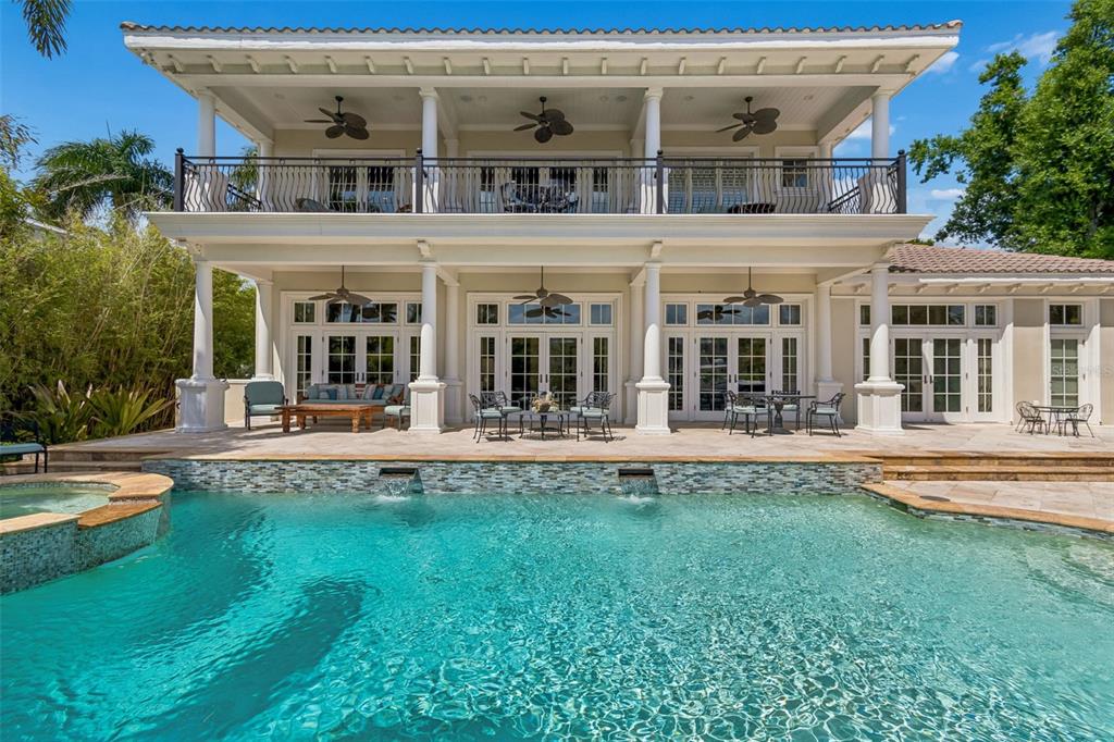 4804 Culbreath Isles Road Tampa, FL 33629 - Photo 2 of 70 front view of a house with a yard