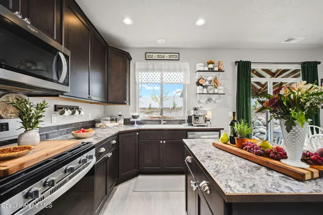 $499,997 | 3292 North Fireball Court, Post Falls, ID 83854