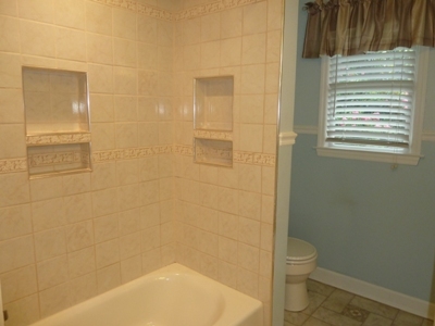 433 Frontage Road Rocky Mount, VA 24151 - Photo 18 of 29 Bathroom