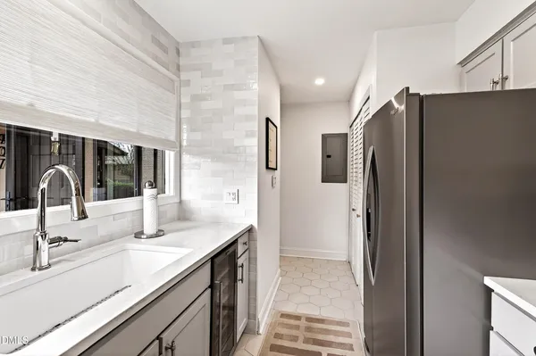 $385,000 | 907 Oak Tree Drive, Chapel Hill, NC 27517